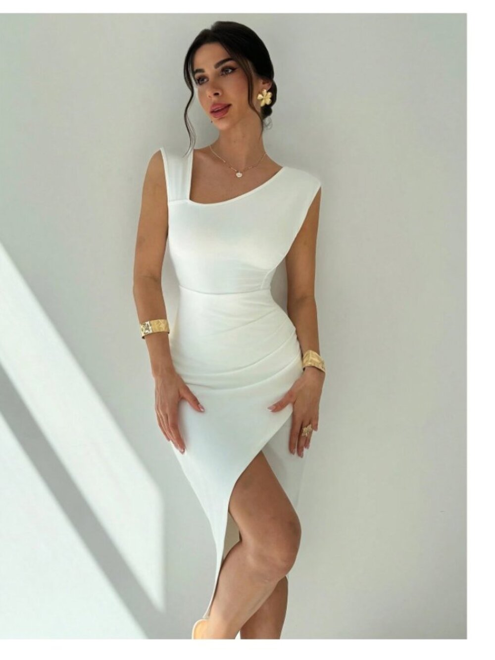 Women's NEW Firerie Medium 6 White Sleeveless Halter  Stretch Bodycon Dress
